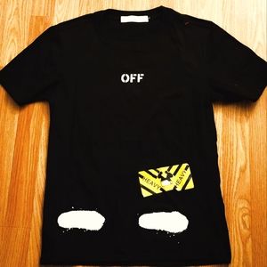 Size Small  offwhite mirror mirror spray paint Tee